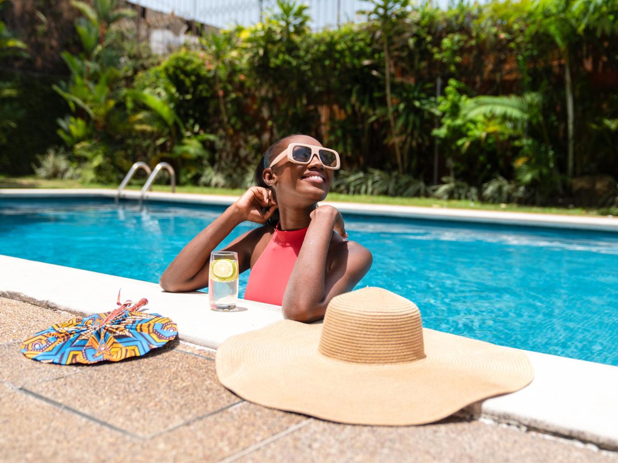 ホテル Ibis Styles Abidjan Marcory エクステリア 写真