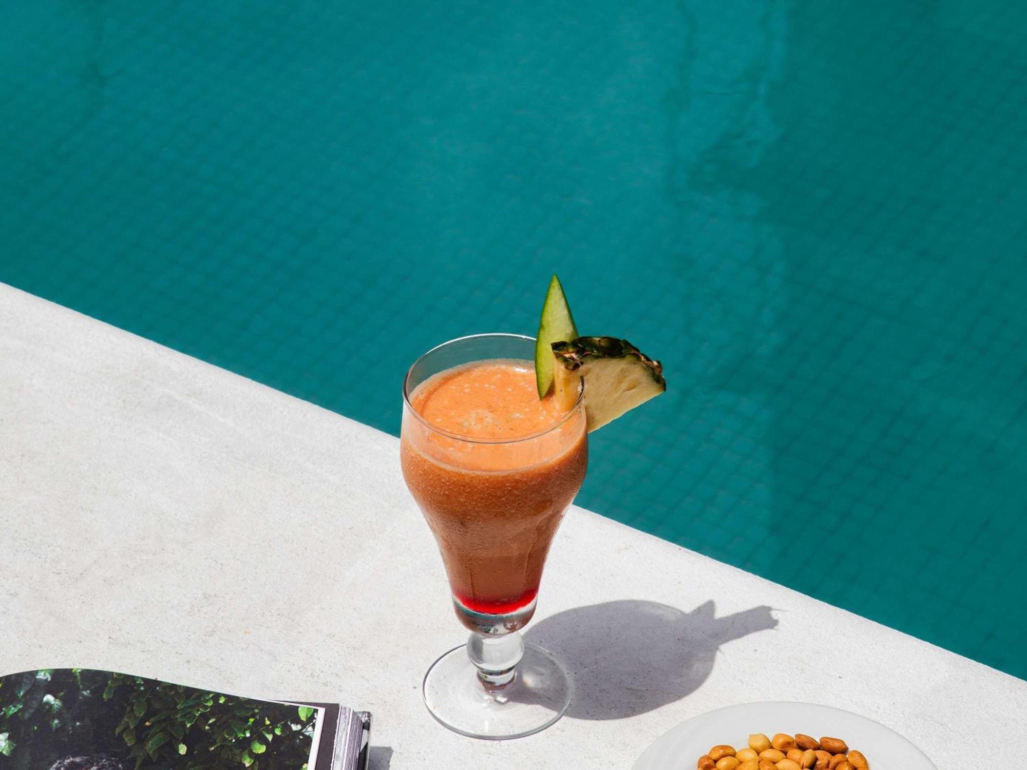 ホテル Ibis Styles Abidjan Marcory エクステリア 写真