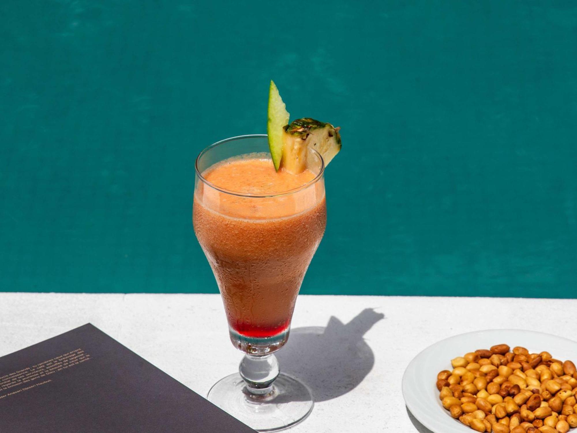 ホテル Ibis Styles Abidjan Marcory エクステリア 写真
