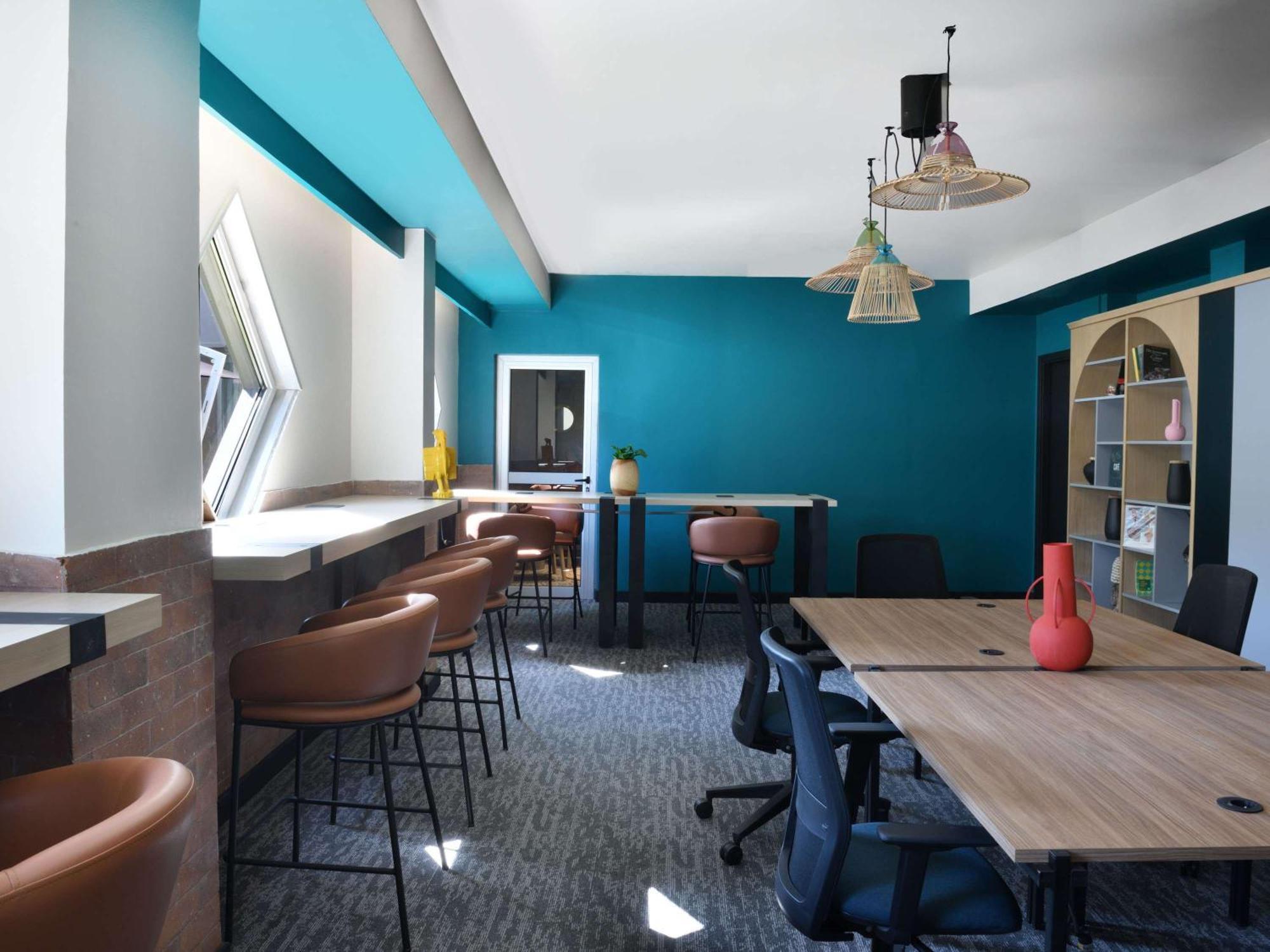 ホテル Ibis Styles Abidjan Marcory エクステリア 写真